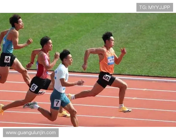 全运会田径男子十项全能颁奖仪式精彩呈现运动健儿荣耀时刻